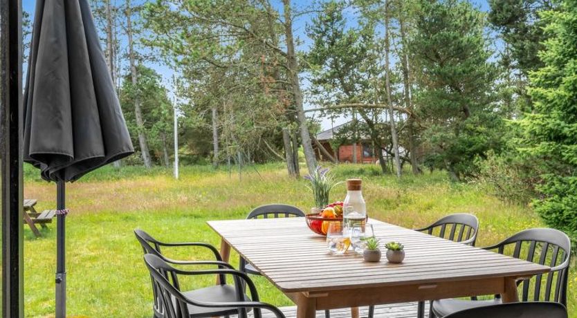 Photo of "Peta" - 1.6km from the sea