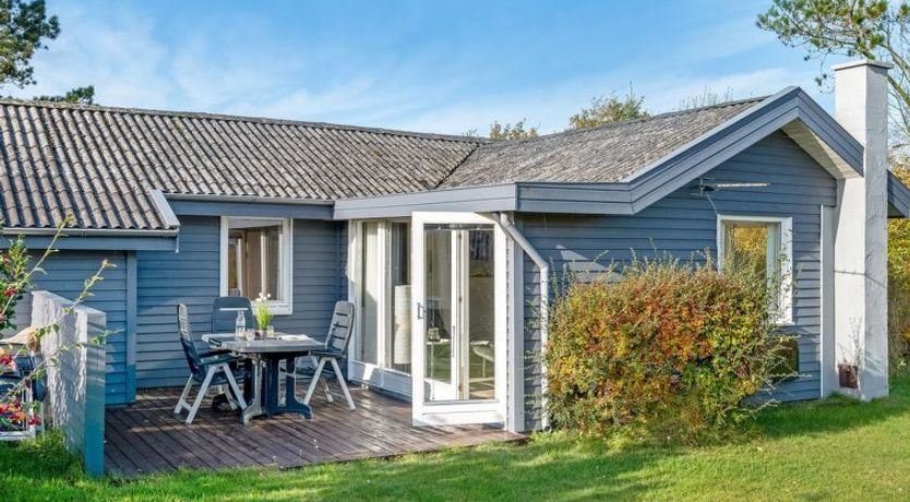 Photo of "Pirjo" - 350m to the fjord