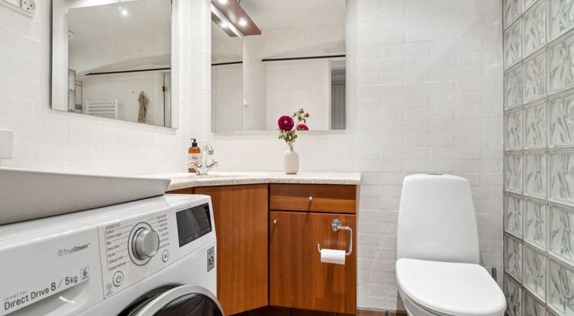 Photo of "Malila" - 15m from the sea