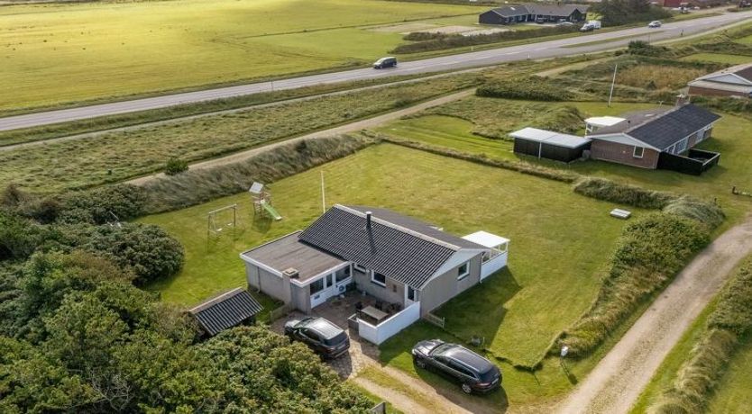 Photo of "Hejdi" - 650m from the sea