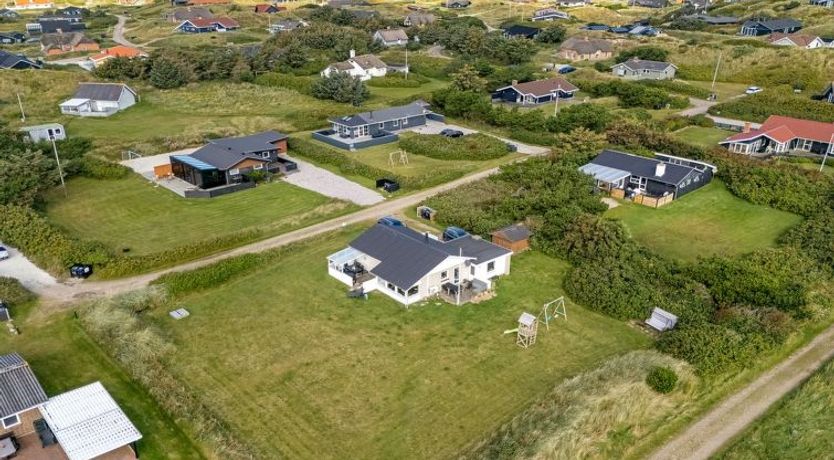 Photo of "Hejdi" - 650m from the sea