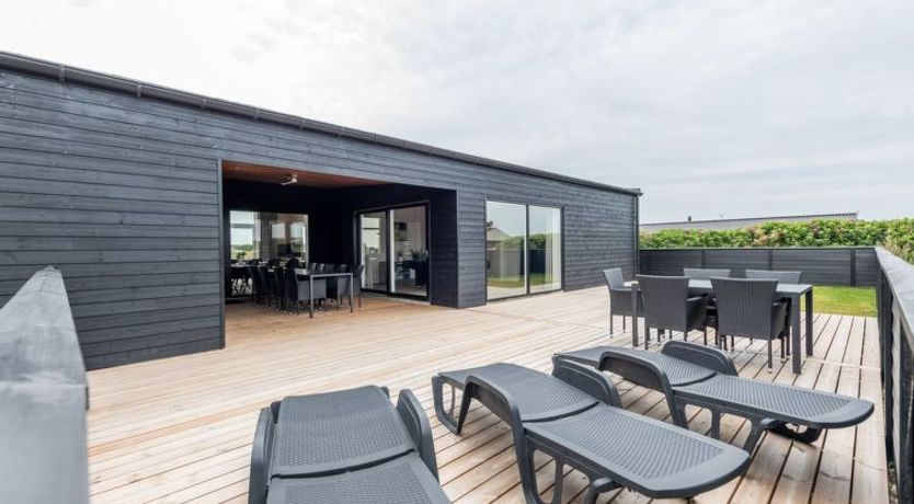 Photo of "Marius" - 400m from the sea