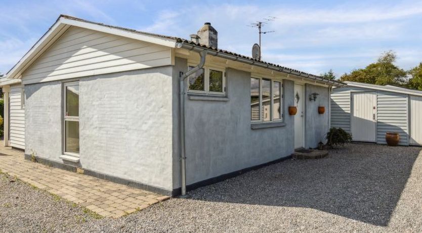 Photo of "Mena" - 200m from the sea