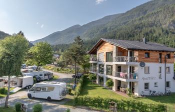 Alpin Apartment 4+2 Holiday Home