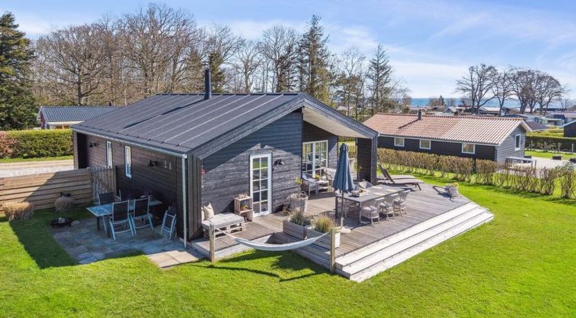 Photo of "Ovine" - 300m from the sea