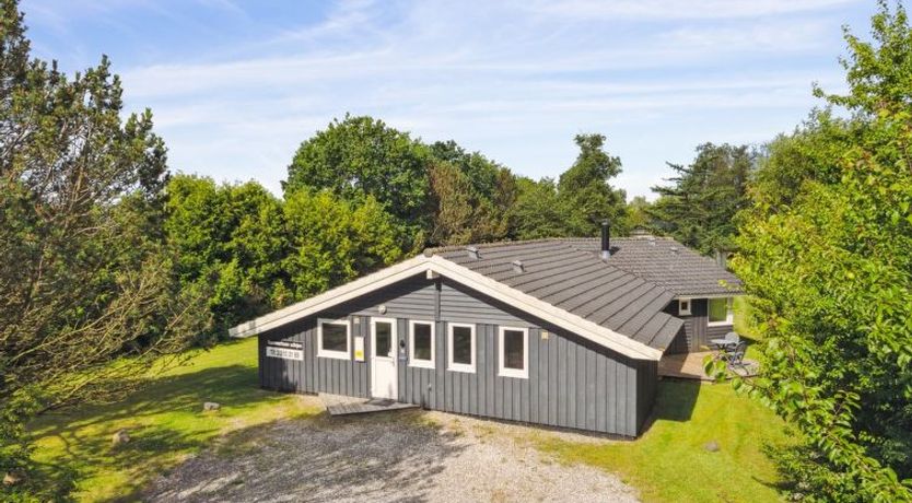 Photo of "Falka" - 300m from the sea