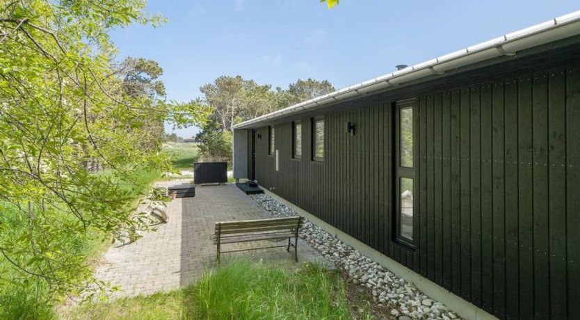 Photo of "Fidelia" - 800m from the sea