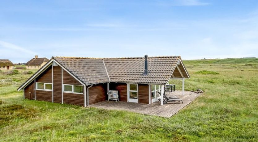 Photo of "Märta" - 250m from the sea