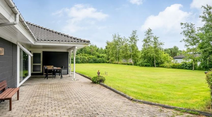 Photo of "Lyra" - 500m to the fjord