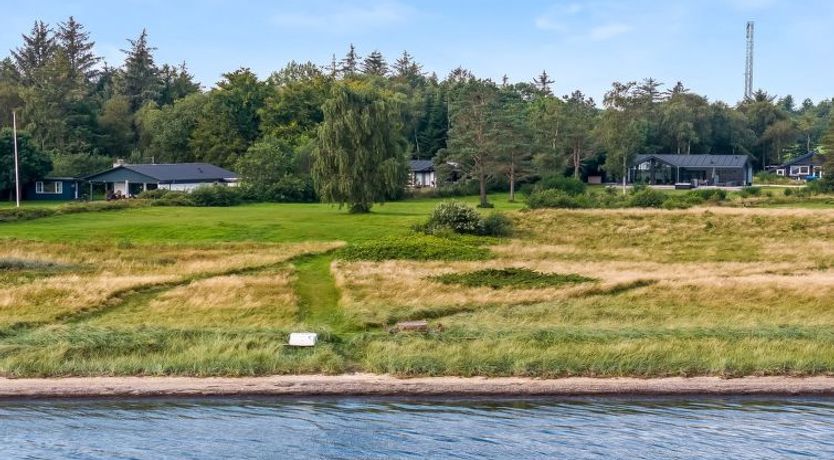 Photo of "Jahn" - 250m to the fjord