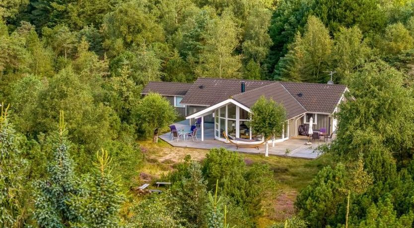 Photo of "Guri" - 600m to the fjord