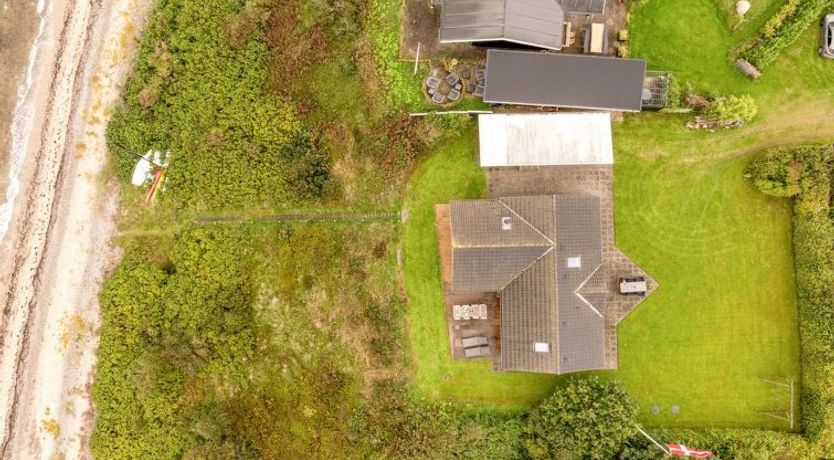 Photo of "Næwe" - 10m to the fjord