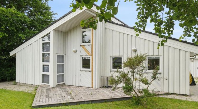 Photo of "Beske" - 130m from the sea