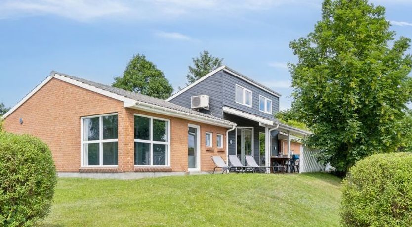 Photo of "Svenn" - 300m from the sea