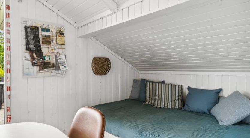 Photo of "Lauha" - 400m from the sea