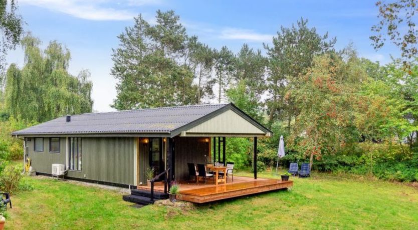 Photo of "Lavrans" - 1km from the sea