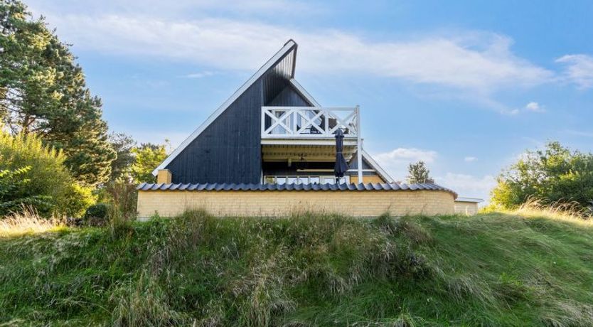 Photo of "Carolin" - 300m from the sea