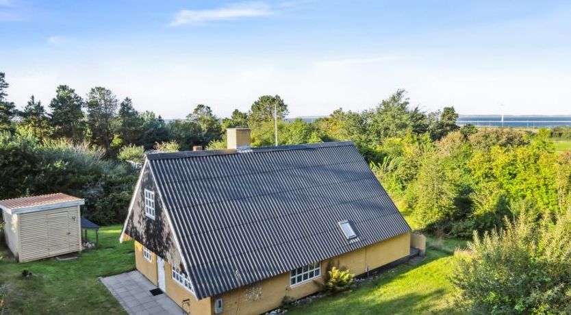 Photo of "Carolin" - 300m from the sea