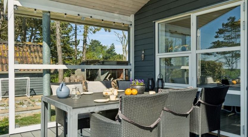 Photo of "Hening" - 50m from the sea