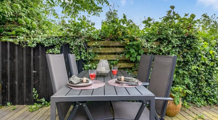 Photo of "Anetta" - 300m from the sea