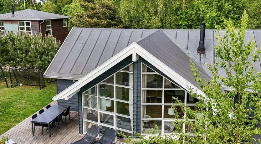 Photo of "Hellin" - 175m from the sea