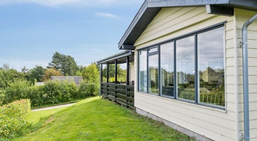 Photo of "Eliana" - 300m from the sea