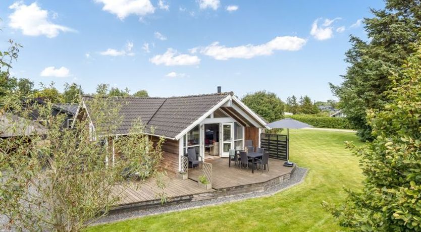 Photo of "Sylwia" - 250m to the fjord