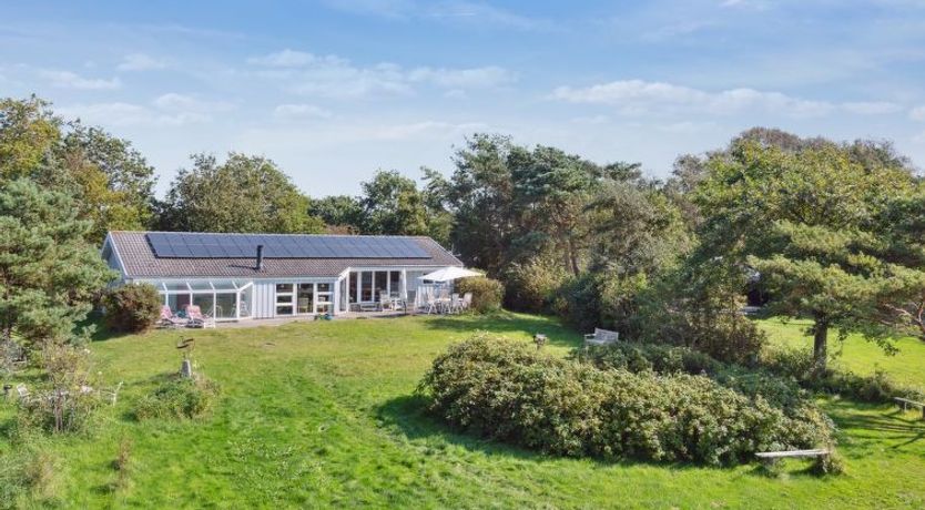 Photo of "Joella" - 75m from the sea