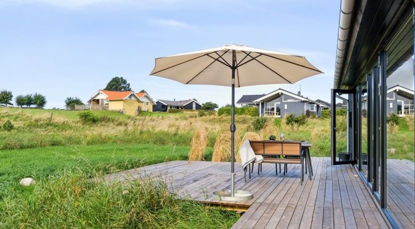 Photo of "Aatos" - 250m from the sea