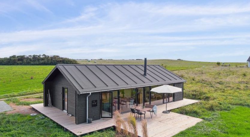 Photo of "Aatos" - 250m from the sea