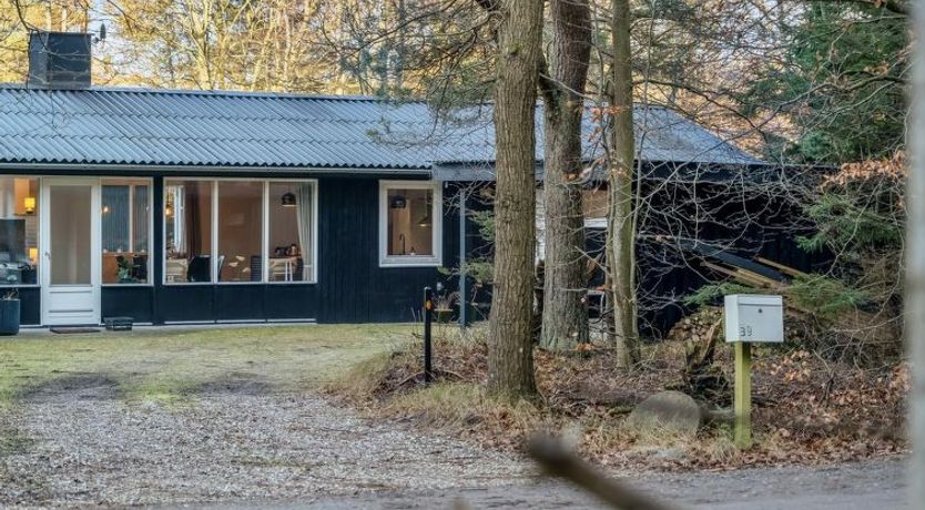 Photo of "Gunnil" - 400m from the sea