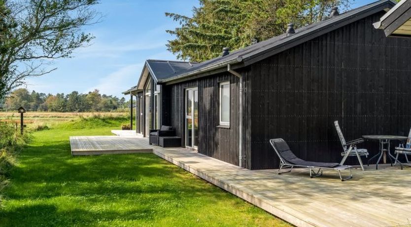 Photo of "Hildegardt" - 150m from the sea