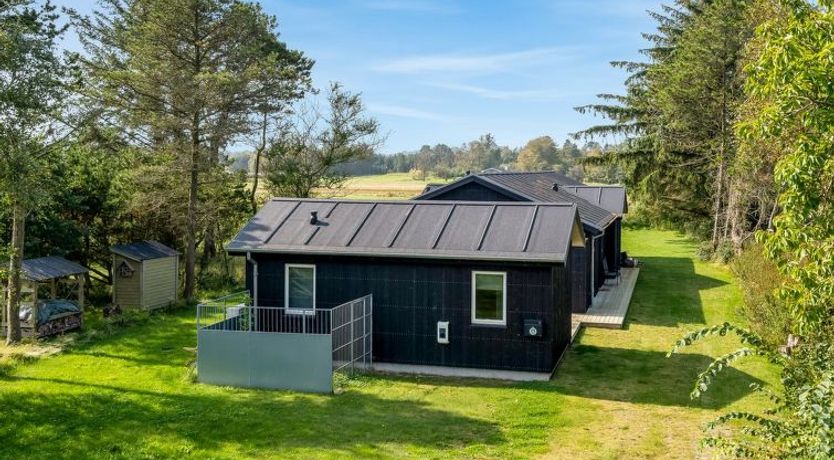 Photo of "Hildegardt" - 150m from the sea