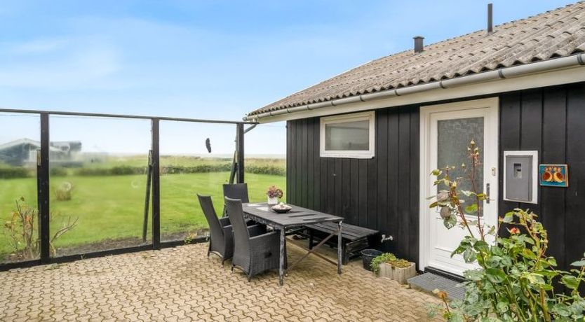 Photo of "Snioulf" - 10m from the sea