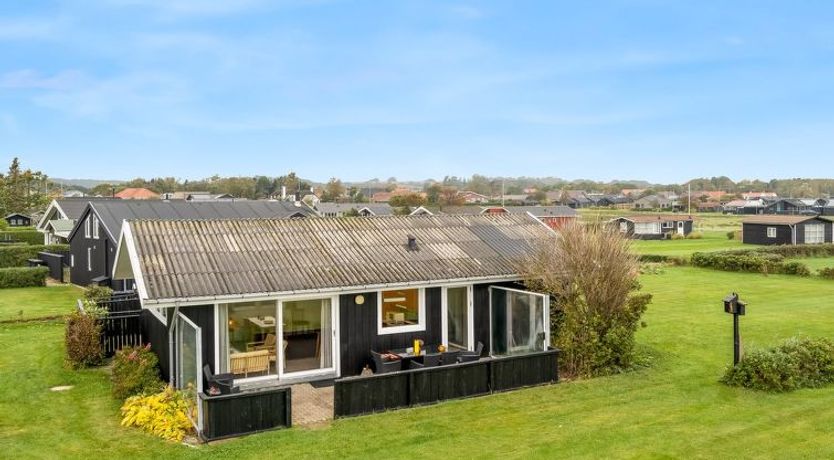 Photo of "Snioulf" - 10m from the sea