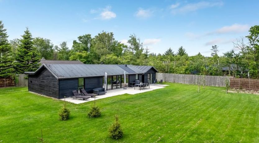 Photo of "Fay" - 25m from the sea