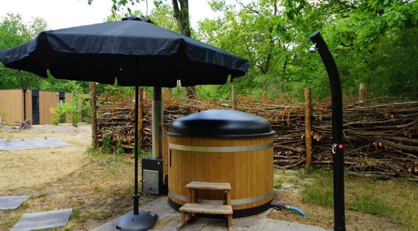 Photo of Cube Hottub 6 Holiday Home 16