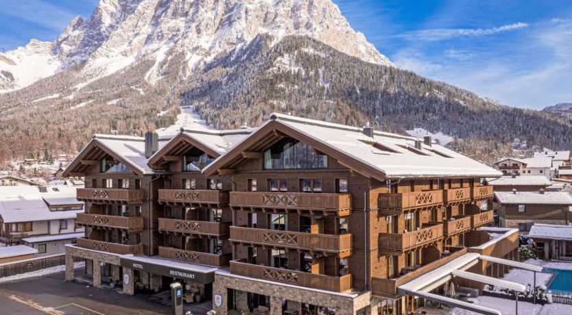 Photo of Premium Chalet mit 4 Schlafzimmern Holiday Home 8