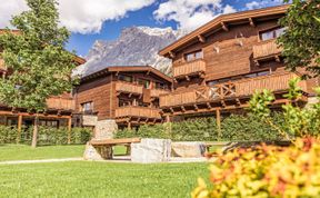 Photo of Premium Chalet mit 4 Schlafzimmern Holiday Home 8