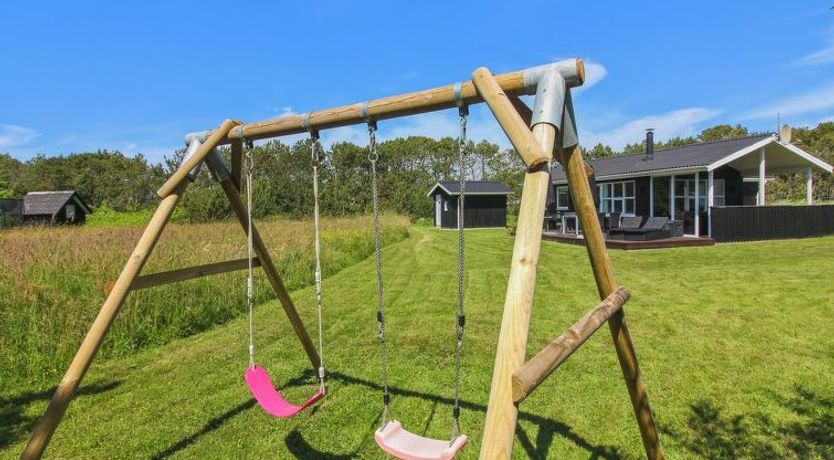 Photo of "Grit" - 650m from the sea