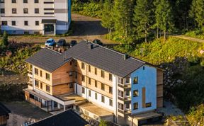 Photo of für 2 Erwachsene und 2 Kinder Apartment 12