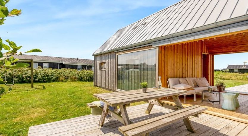 Photo of "Onni" - 250m from the sea