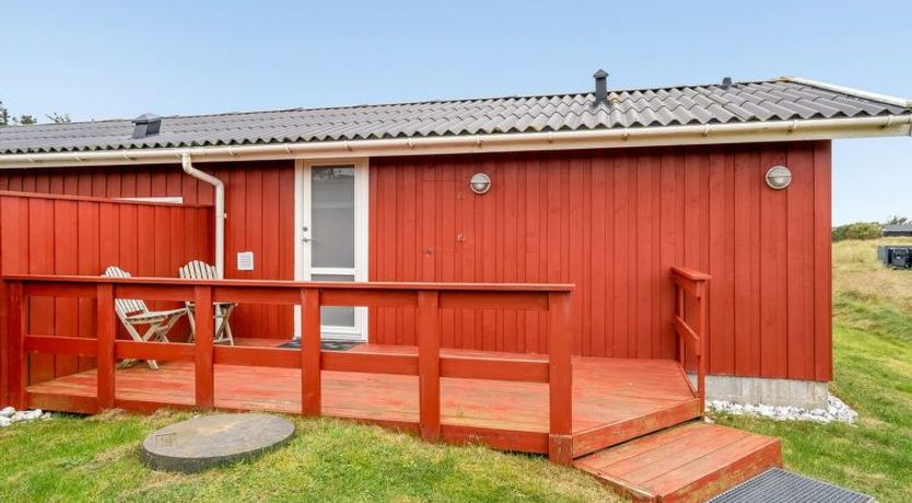 Photo of "Sannie" - 500m from the sea