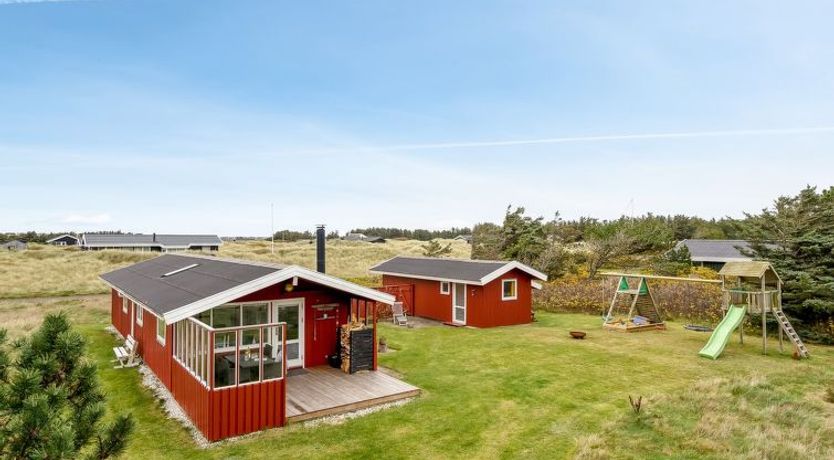 Photo of "Sannie" - 500m from the sea