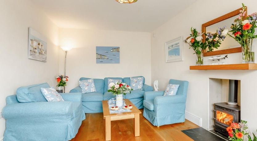 Photo of 3 Bed in Charmouth