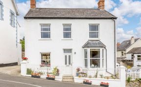 Photo of in Charmouth (DC121)
