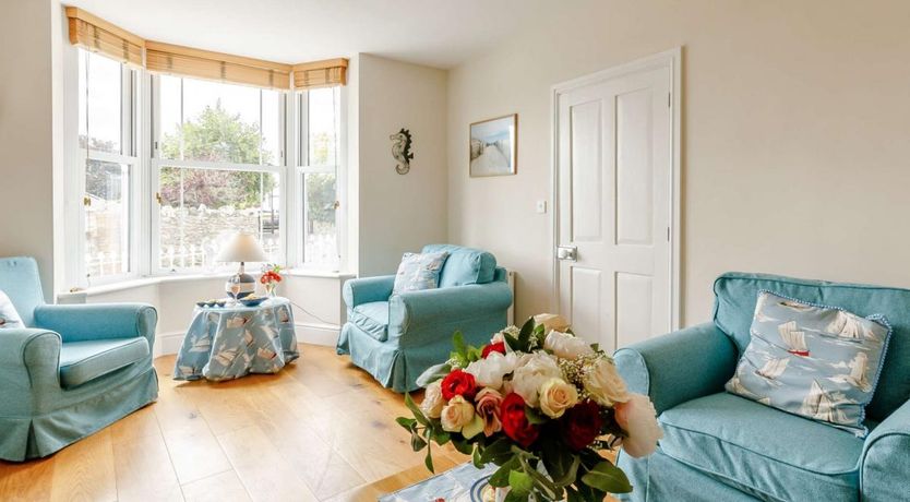 Photo of 3 Bed in Charmouth