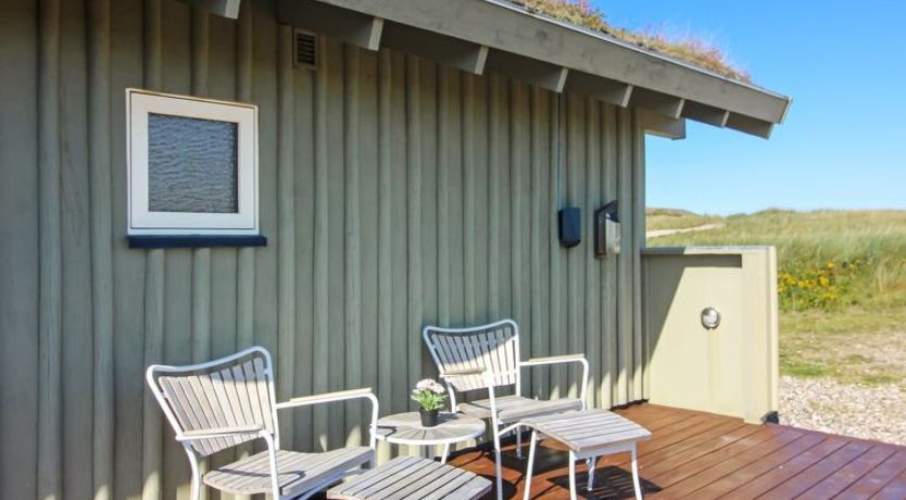 Photo of "Adrienne" - 490m from the sea