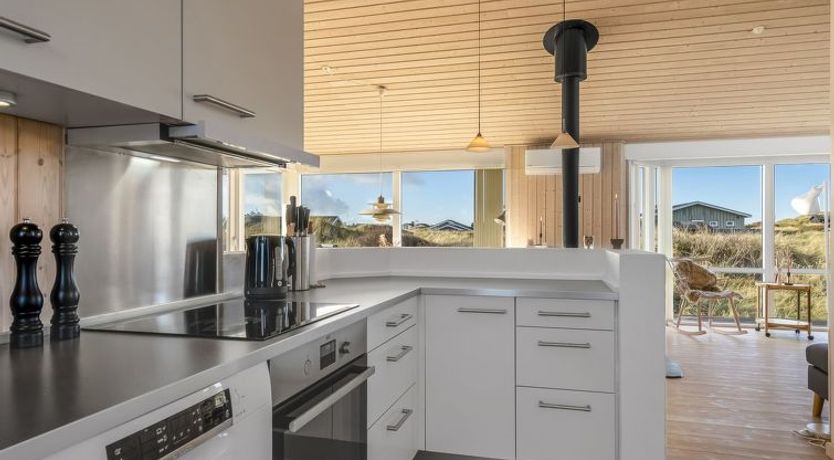 Photo of "Melina" - 300m from the sea