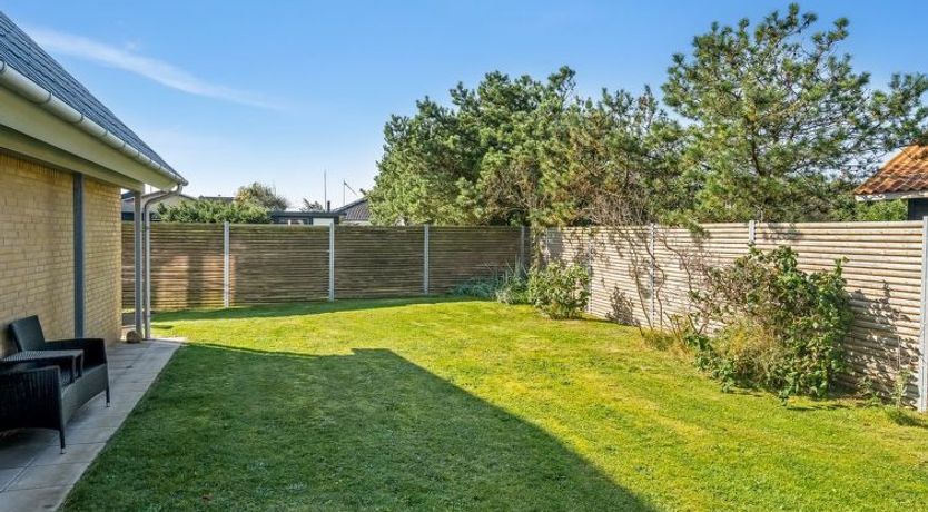 Photo of "Isabel" - 600m from the sea